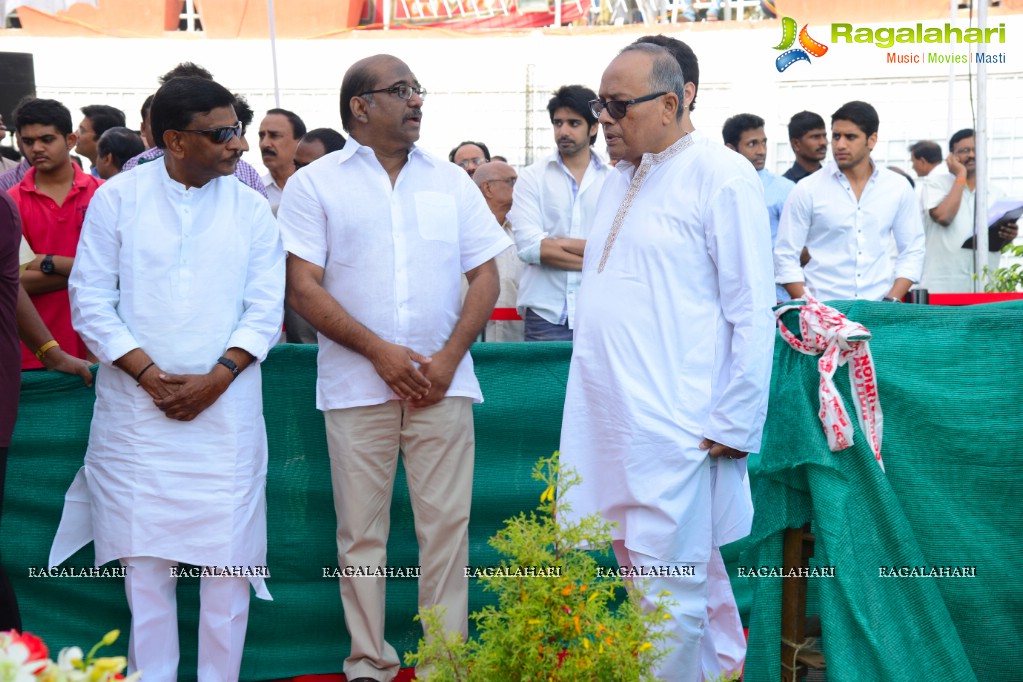 Celebrities pay homage to Dr. Akkineni Nageswara Rao	(Day 2)