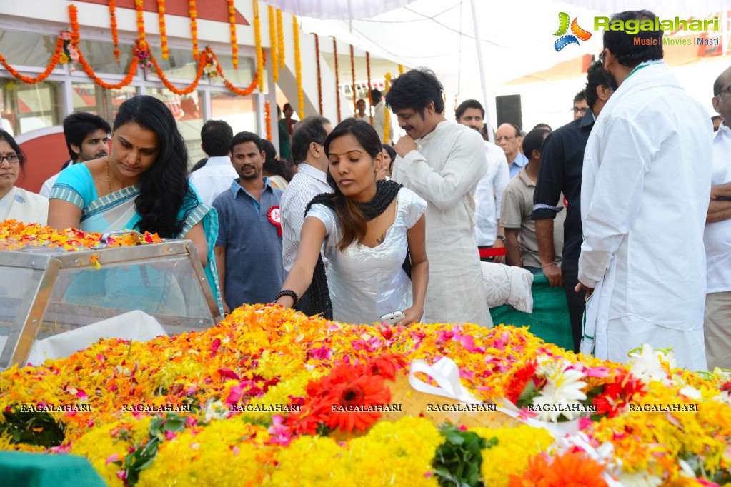 Celebrities pay homage to Dr. Akkineni Nageswara Rao	(Day 2)