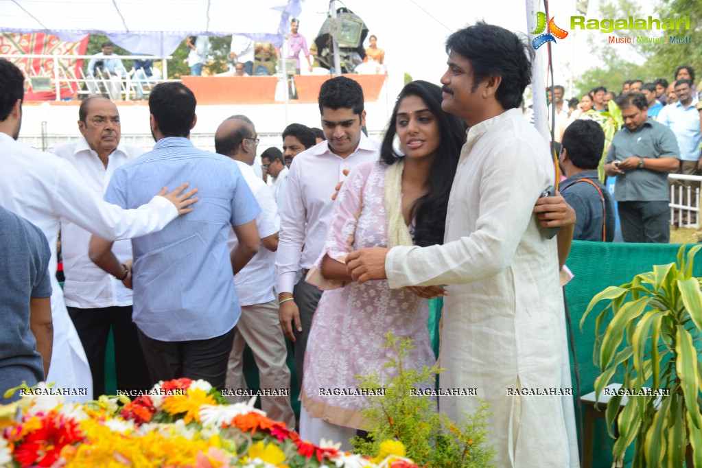 Celebrities pay homage to Dr. Akkineni Nageswara Rao	(Day 2)