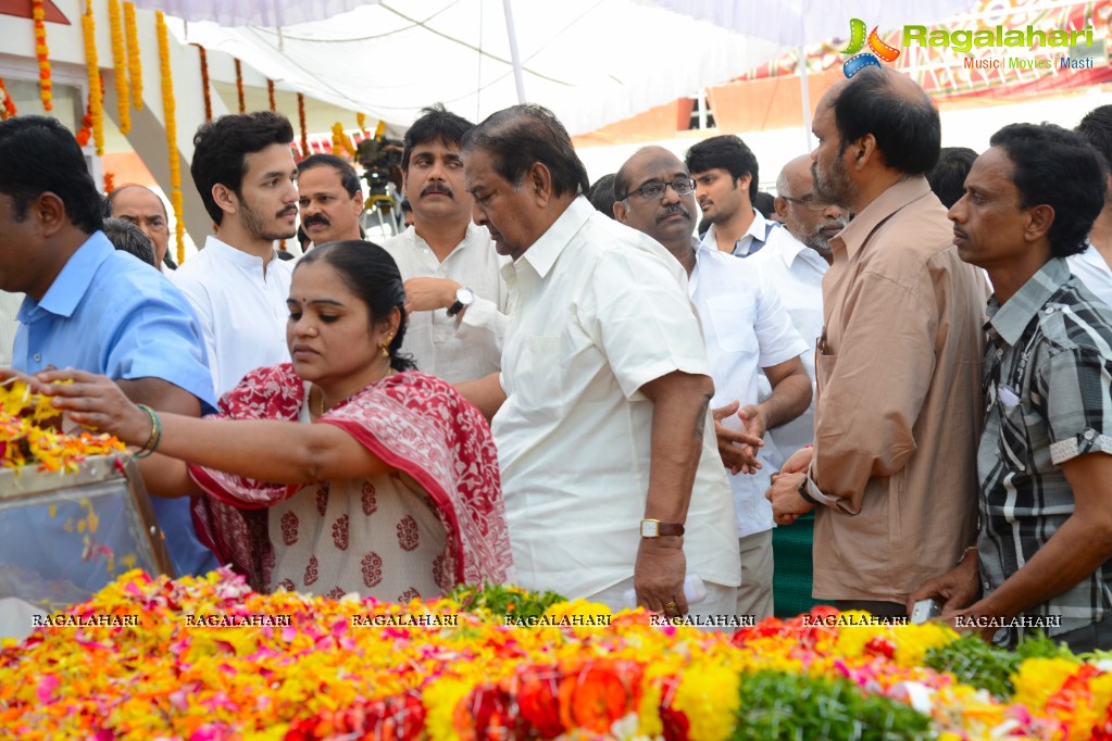 Celebrities pay homage to Dr. Akkineni Nageswara Rao	(Day 2)