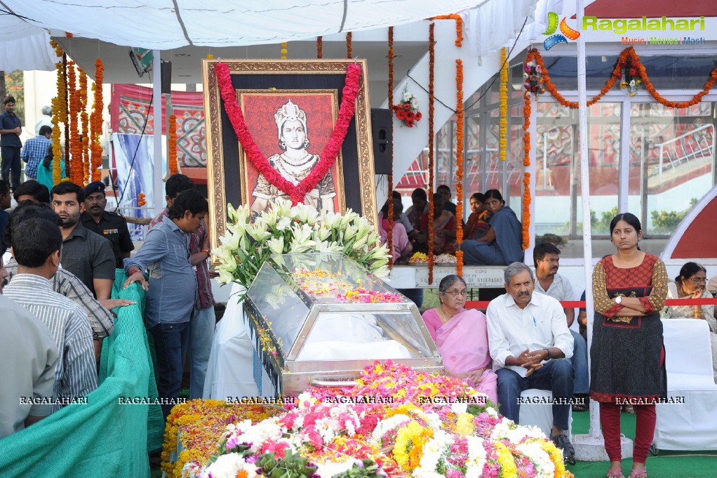 Celebrities pay homage to Dr. Akkineni Nageswara Rao	(Day 2)