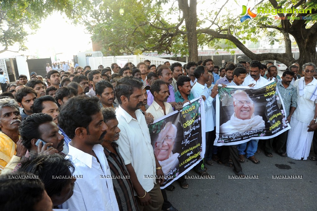 Celebrities pay homage to Dr. Akkineni Nageswara Rao	(Day 2)