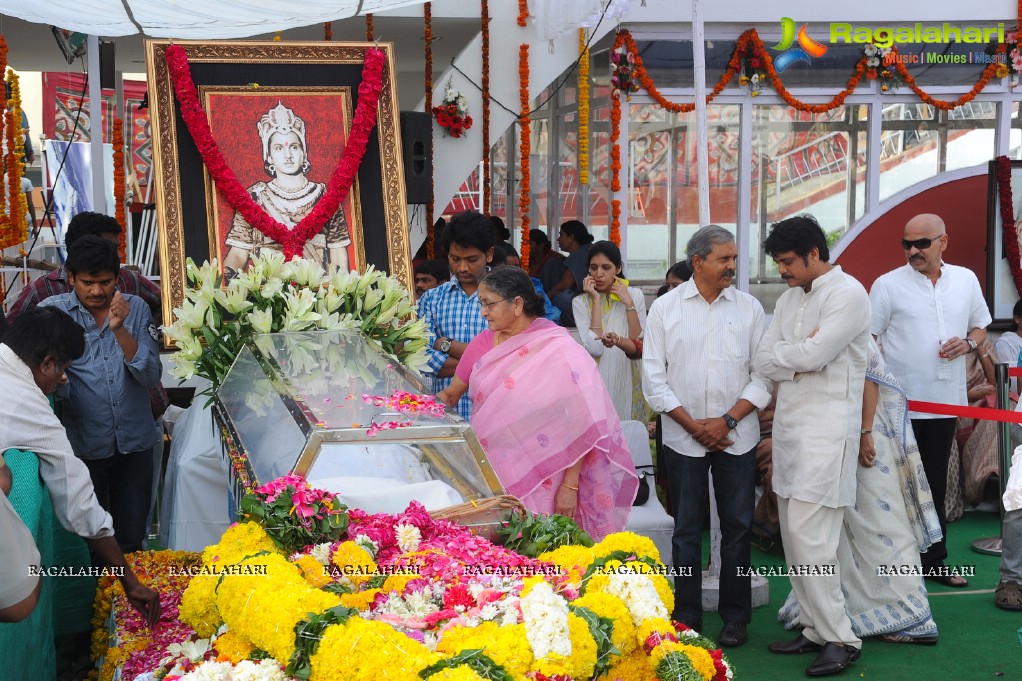 Celebrities pay homage to Dr. Akkineni Nageswara Rao	(Day 2)