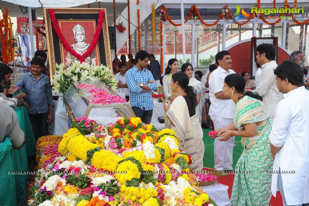 Celebrities pay homage to Dr. Akkineni Nageswara Rao	(Day 2)