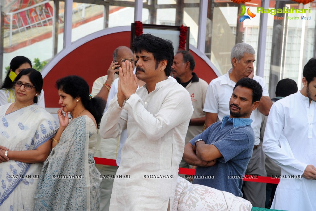 Celebrities pay homage to Dr. Akkineni Nageswara Rao	(Day 2)