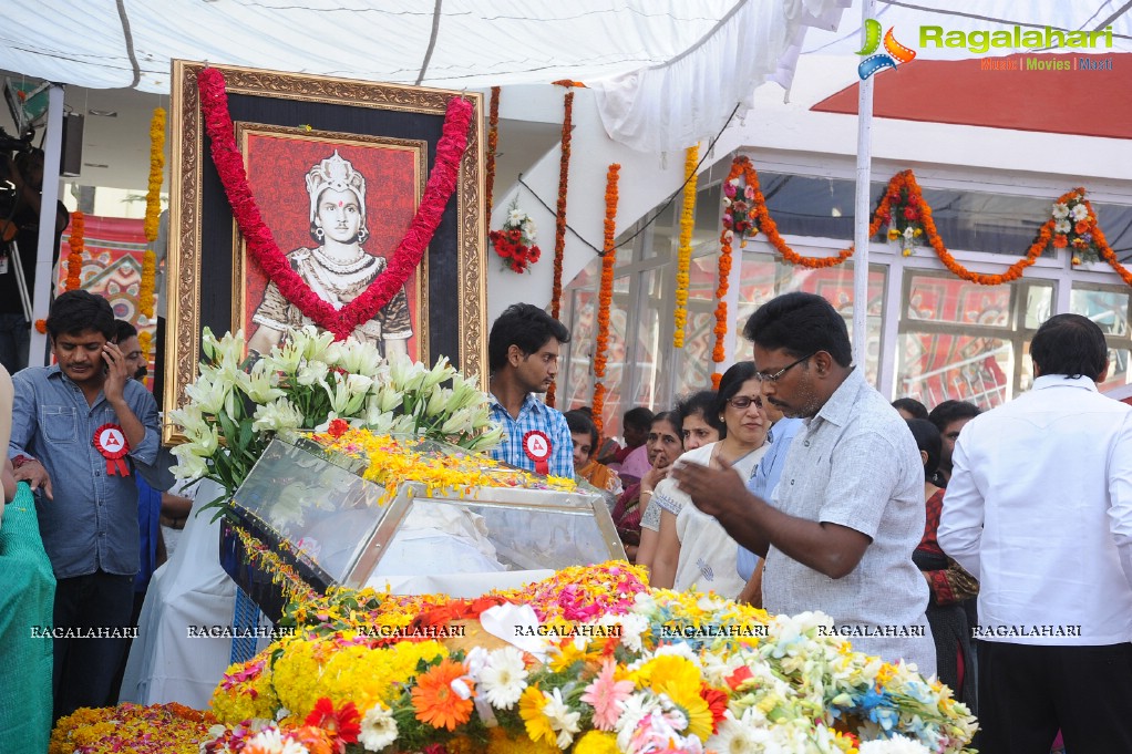 Celebrities pay homage to Dr. Akkineni Nageswara Rao	(Day 2)