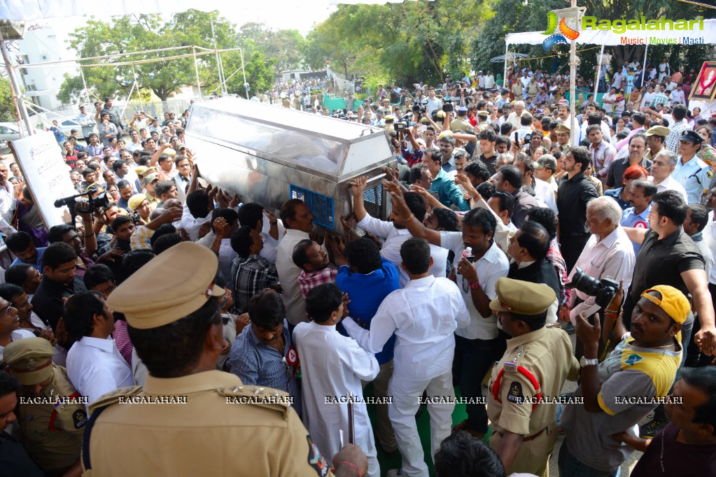 Celebrities pay homage to Dr. Akkineni Nageswara Rao	(Day 2)