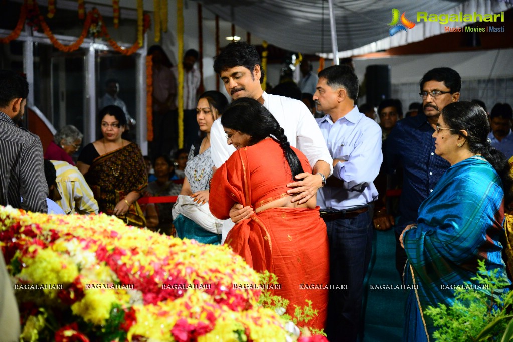 Celebrities pay homage to Dr. Akkineni Nageswara Rao