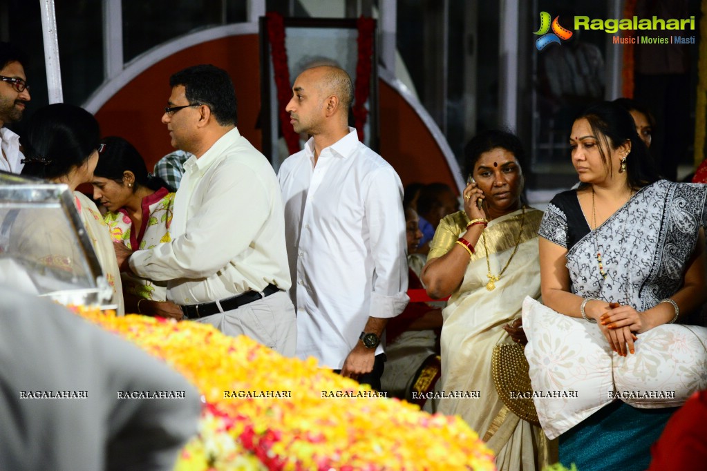 Celebrities pay homage to Dr. Akkineni Nageswara Rao