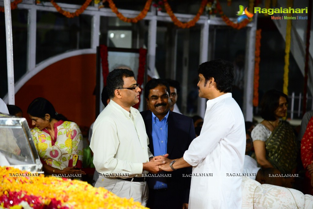 Celebrities pay homage to Dr. Akkineni Nageswara Rao