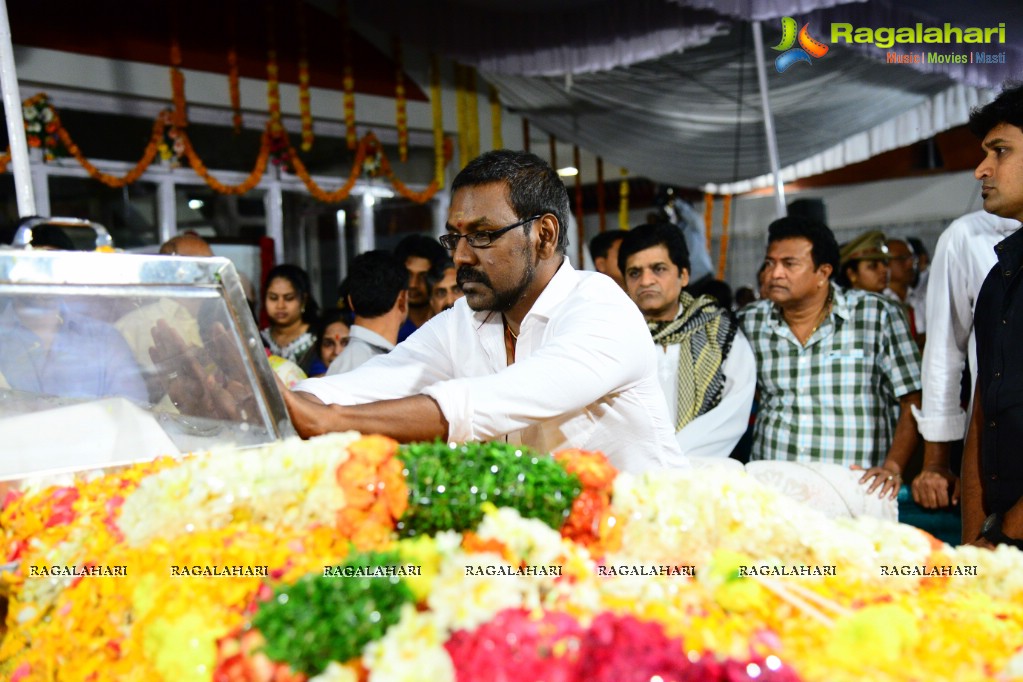 Celebrities pay homage to Dr. Akkineni Nageswara Rao