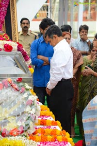 Celebrities pay homage to ANR