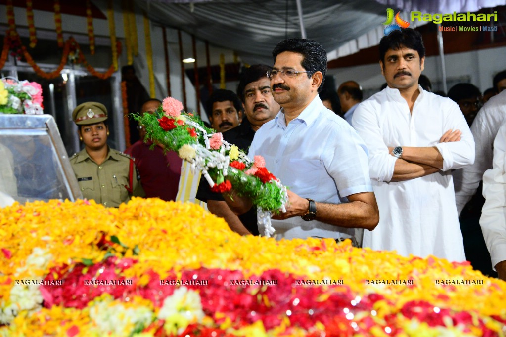 Celebrities pay homage to Dr. Akkineni Nageswara Rao