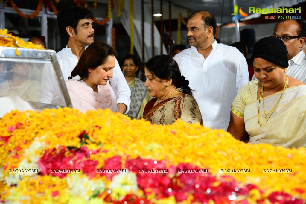 Celebrities pay homage to Dr. Akkineni Nageswara Rao