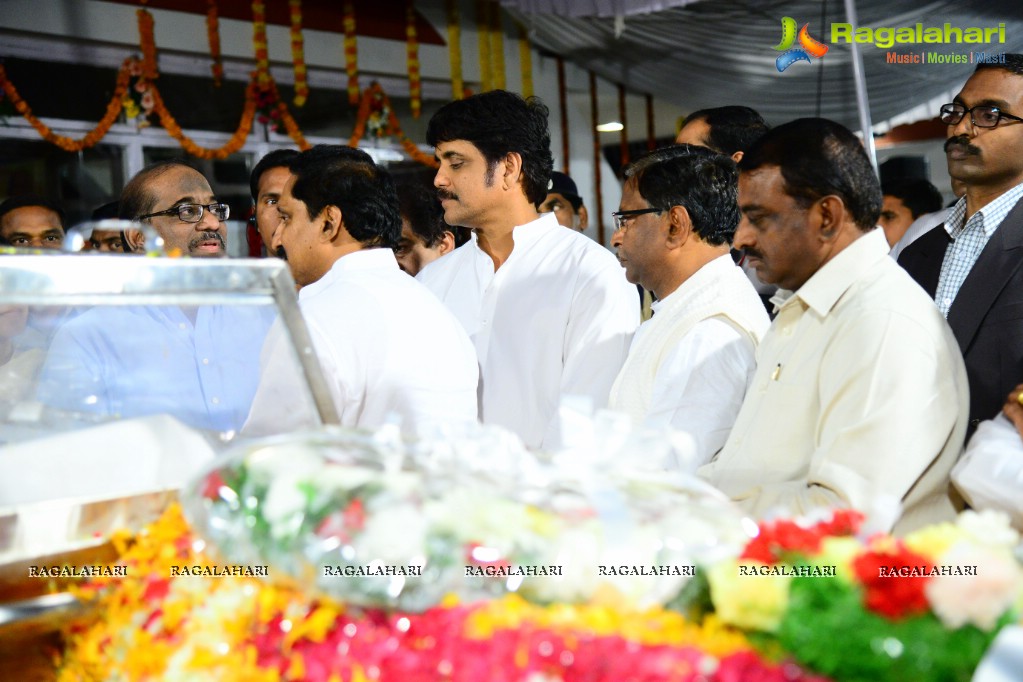 Celebrities pay homage to Dr. Akkineni Nageswara Rao