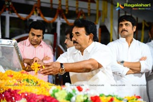 Celebrities pay homage to ANR