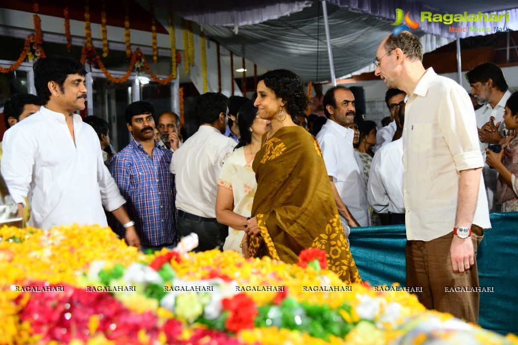 Celebrities pay homage to Dr. Akkineni Nageswara Rao