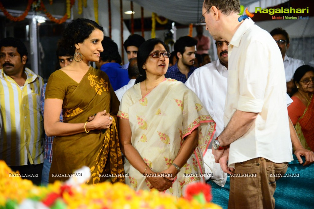 Celebrities pay homage to Dr. Akkineni Nageswara Rao