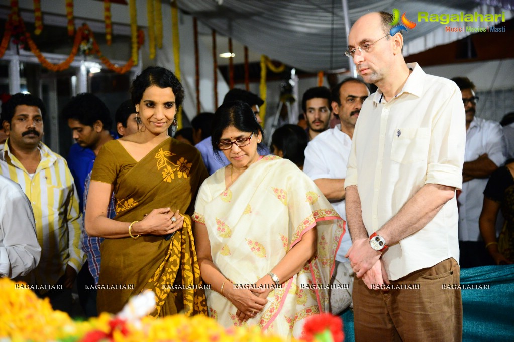 Celebrities pay homage to Dr. Akkineni Nageswara Rao