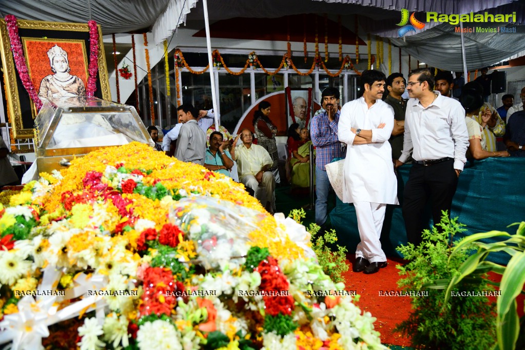 Celebrities pay homage to Dr. Akkineni Nageswara Rao