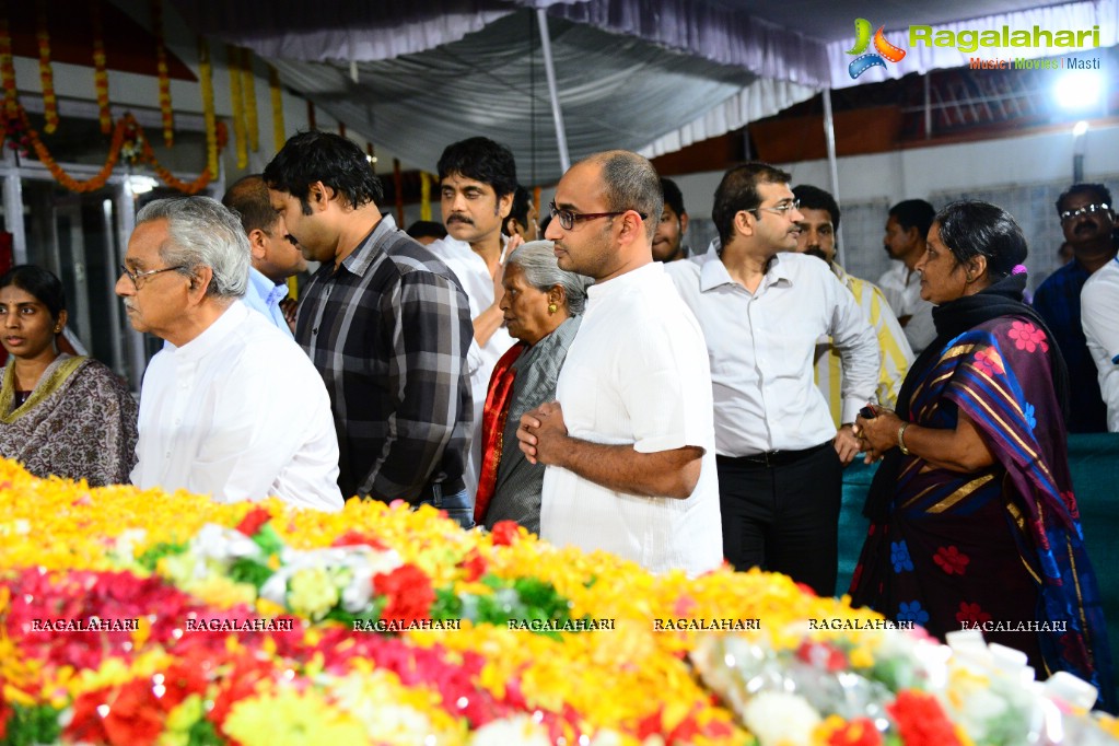 Celebrities pay homage to Dr. Akkineni Nageswara Rao