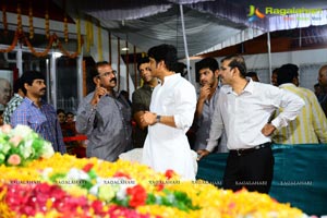 Celebrities pay homage to ANR