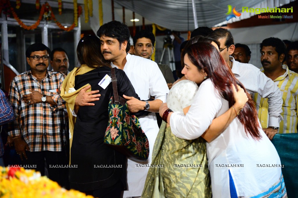 Celebrities pay homage to Dr. Akkineni Nageswara Rao