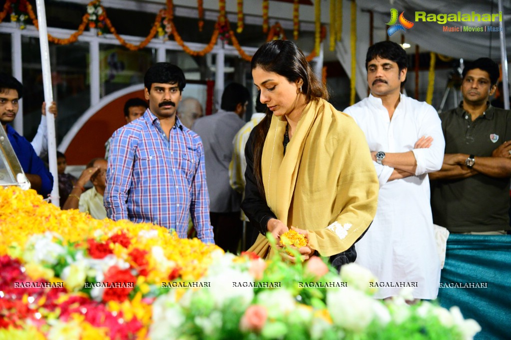 Celebrities pay homage to Dr. Akkineni Nageswara Rao