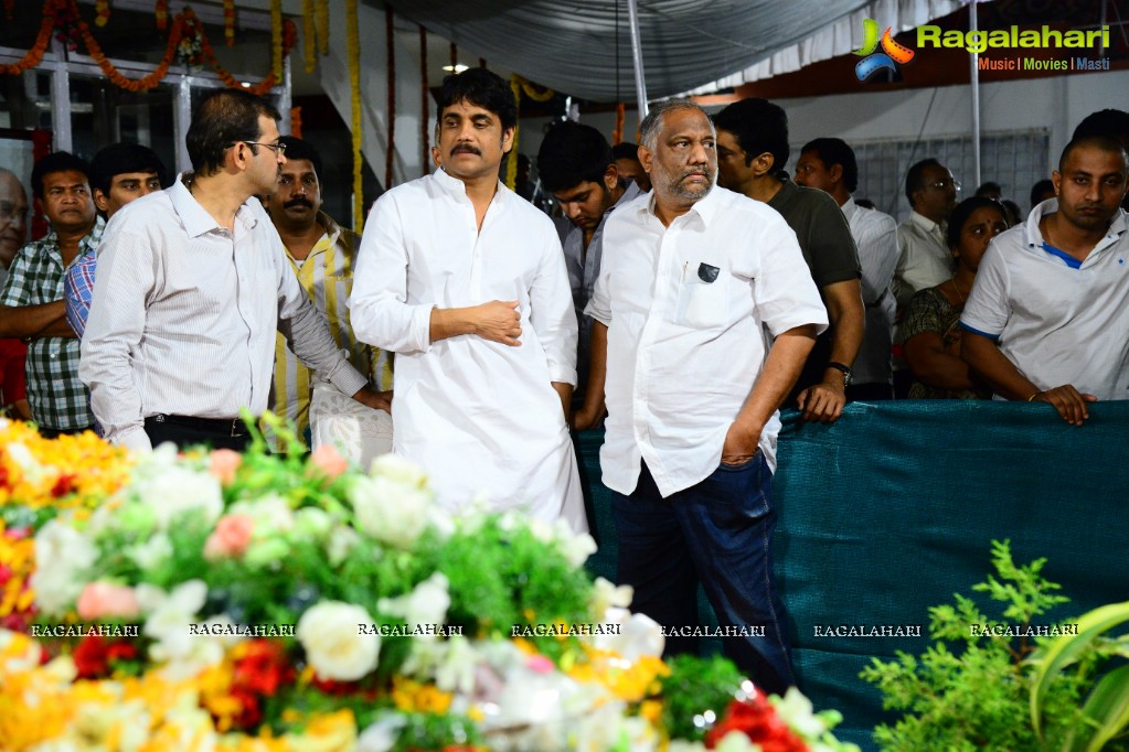 Celebrities pay homage to Dr. Akkineni Nageswara Rao