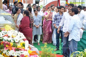 Celebrities pay homage to ANR