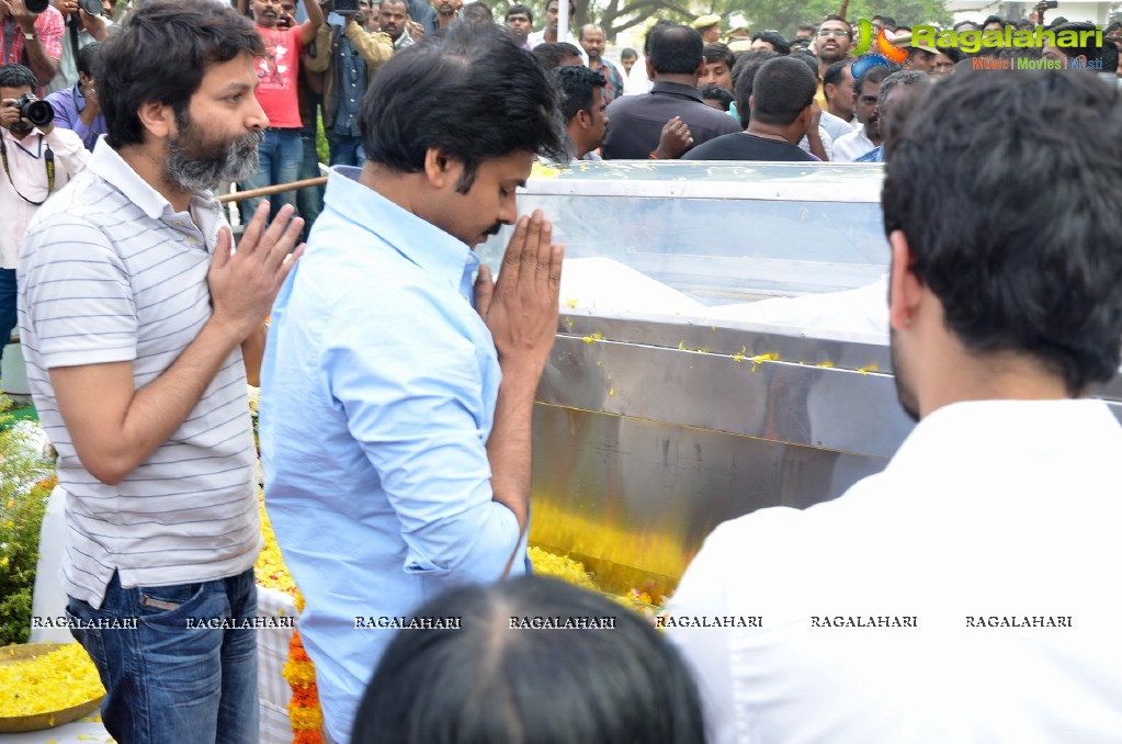 Celebrities pay homage to Dr. Akkineni Nageswara Rao