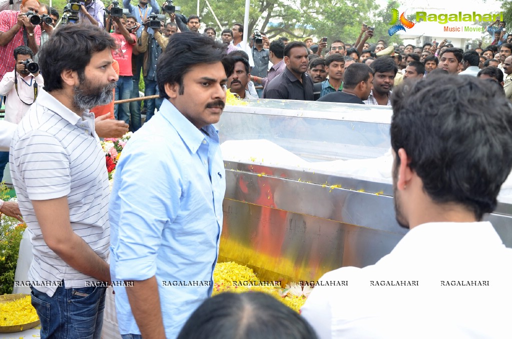 Celebrities pay homage to Dr. Akkineni Nageswara Rao