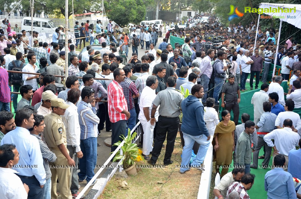 Celebrities pay homage to Dr. Akkineni Nageswara Rao