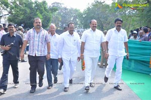 Celebrities pay homage to ANR