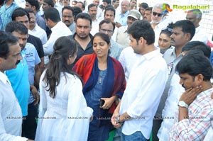 Celebrities pay homage to ANR