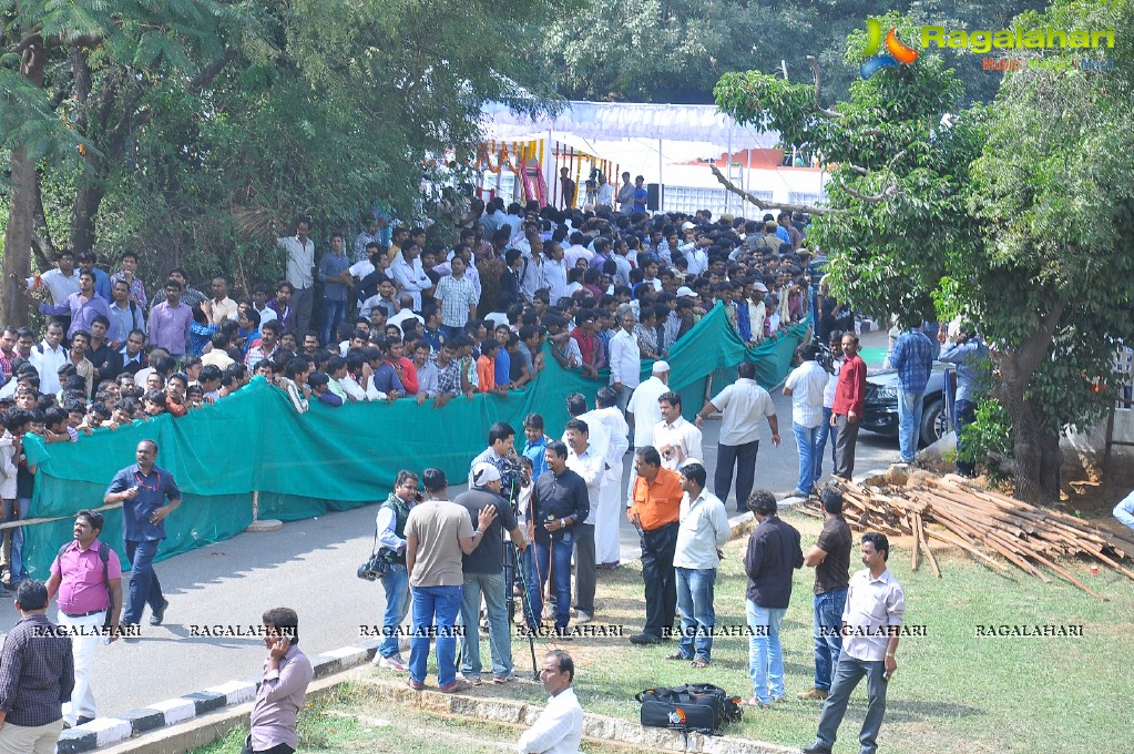 Celebrities pay homage to Dr. Akkineni Nageswara Rao