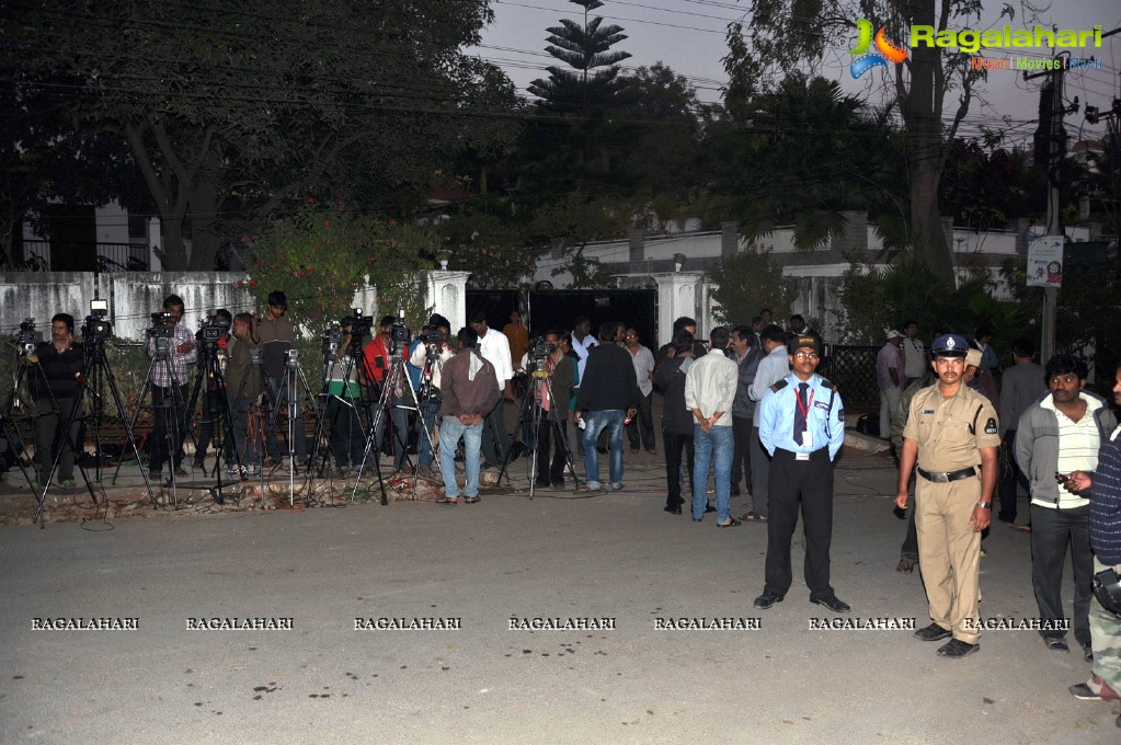 Celebrities pay homage to Dr. Akkineni Nageswara Rao