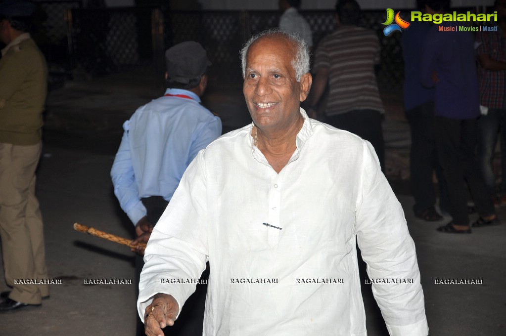 Celebrities pay homage to Dr. Akkineni Nageswara Rao