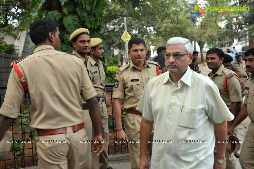 Celebrities pay homage to Dr. Akkineni Nageswara Rao