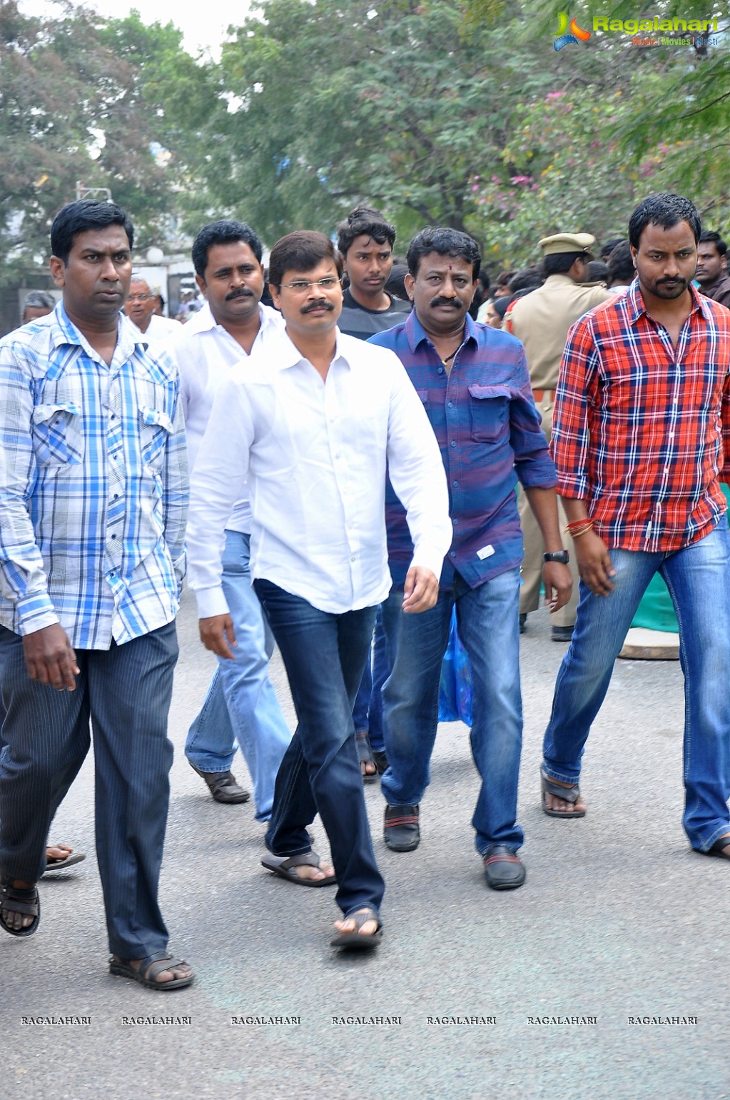 Celebrities pay homage to Dr. Akkineni Nageswara Rao