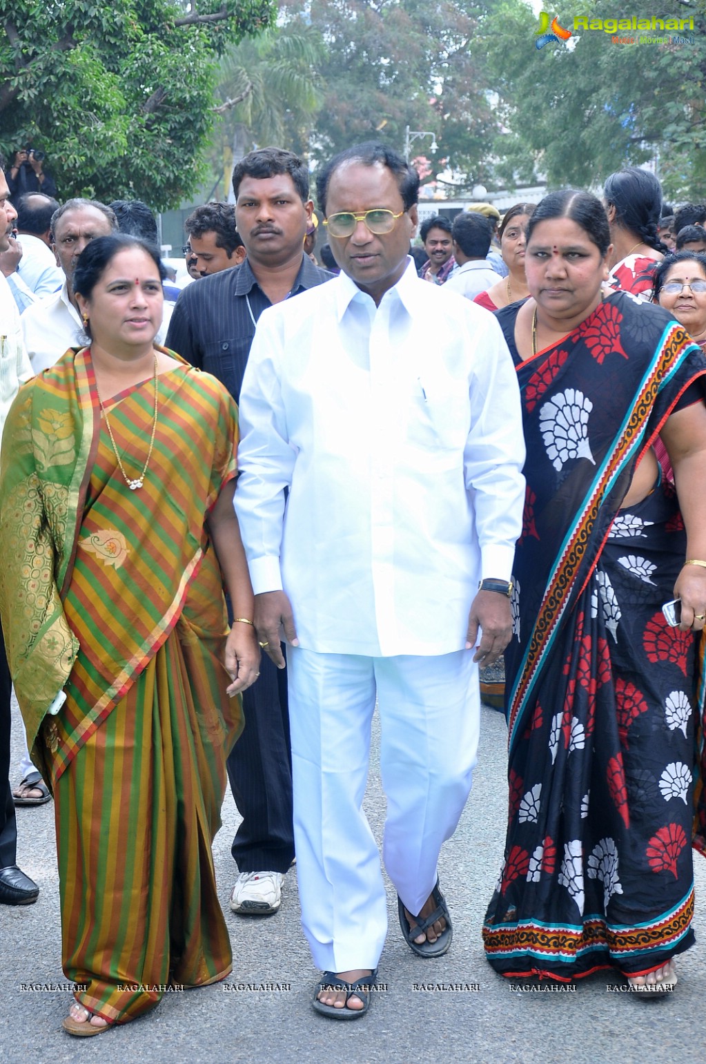 Celebrities pay homage to Dr. Akkineni Nageswara Rao