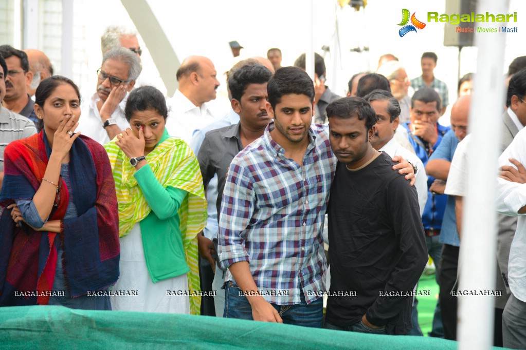 Celebrities pay homage to Dr. Akkineni Nageswara Rao