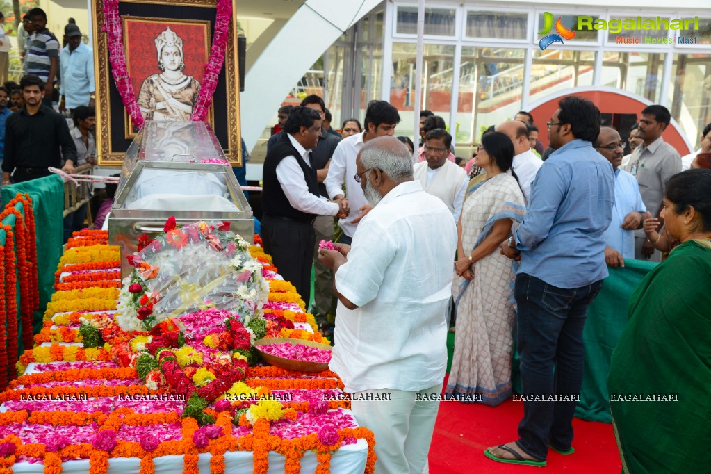 Celebrities pay homage to Dr. Akkineni Nageswara Rao