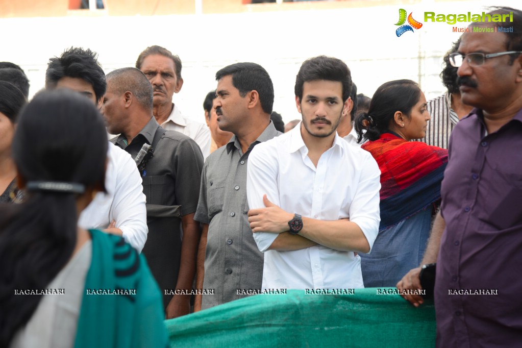 Celebrities pay homage to Dr. Akkineni Nageswara Rao