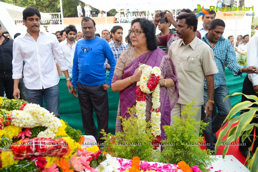 Celebrities pay homage to Dr. Akkineni Nageswara Rao