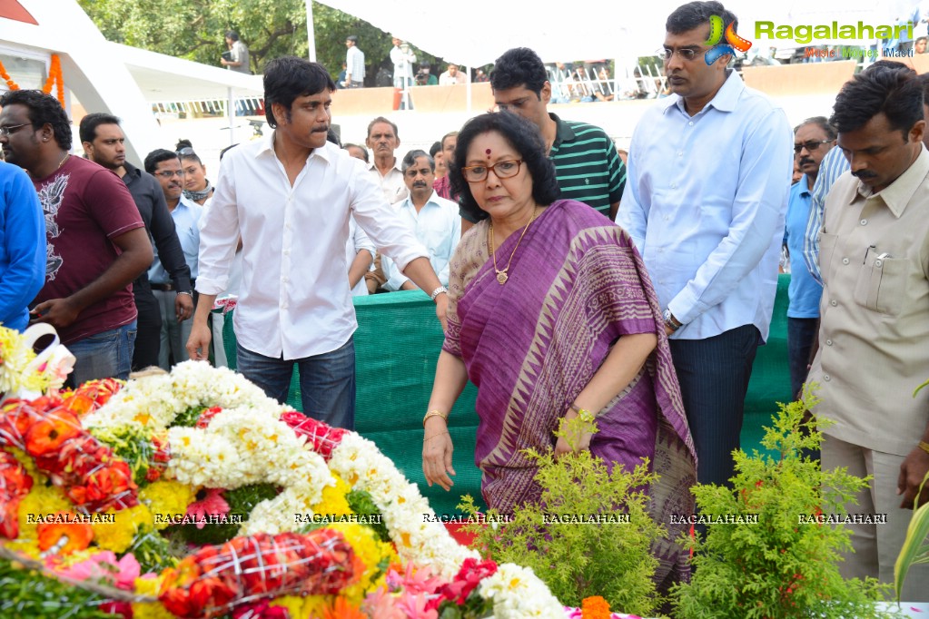 Celebrities pay homage to Dr. Akkineni Nageswara Rao