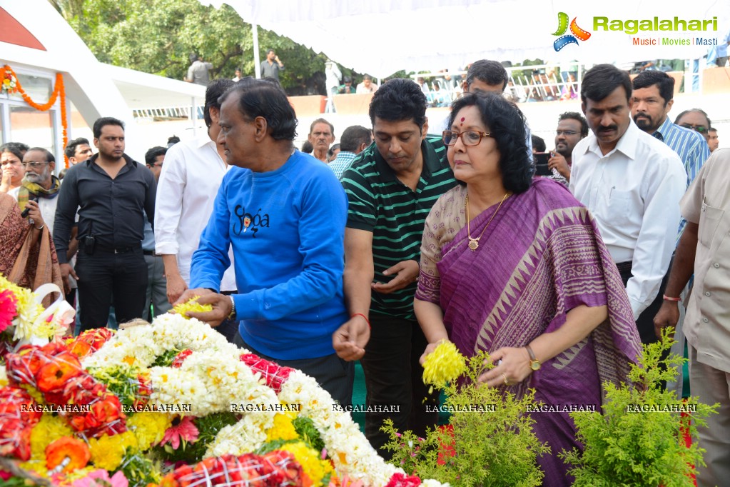 Celebrities pay homage to Dr. Akkineni Nageswara Rao