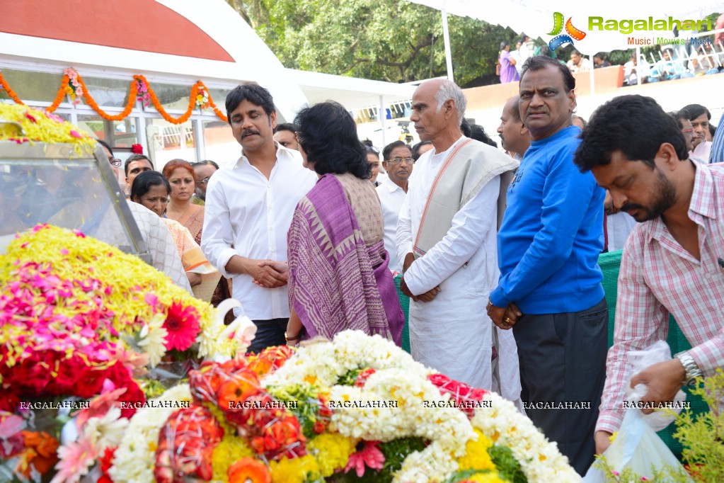 Celebrities pay homage to Dr. Akkineni Nageswara Rao