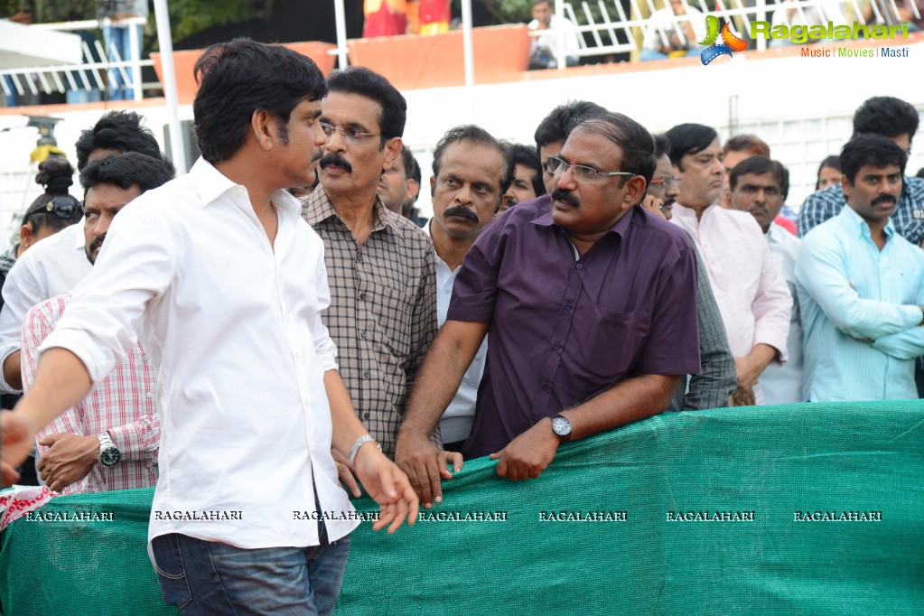 Celebrities pay homage to Dr. Akkineni Nageswara Rao