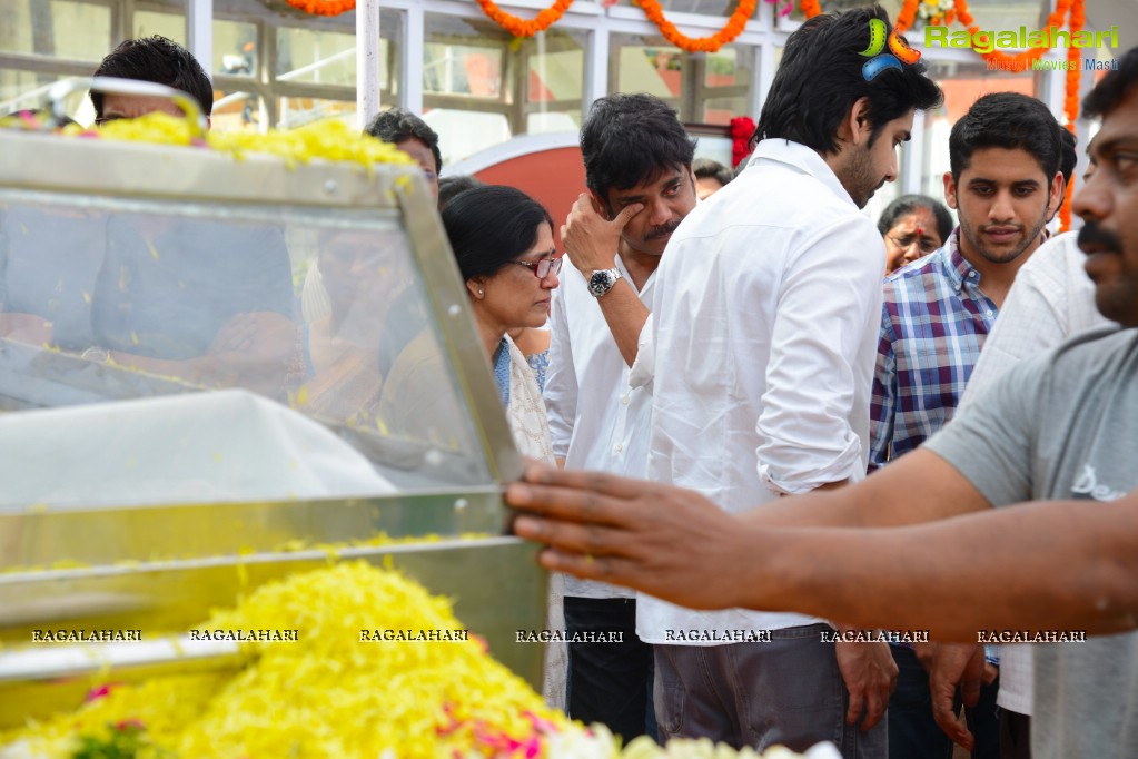 Celebrities pay homage to Dr. Akkineni Nageswara Rao